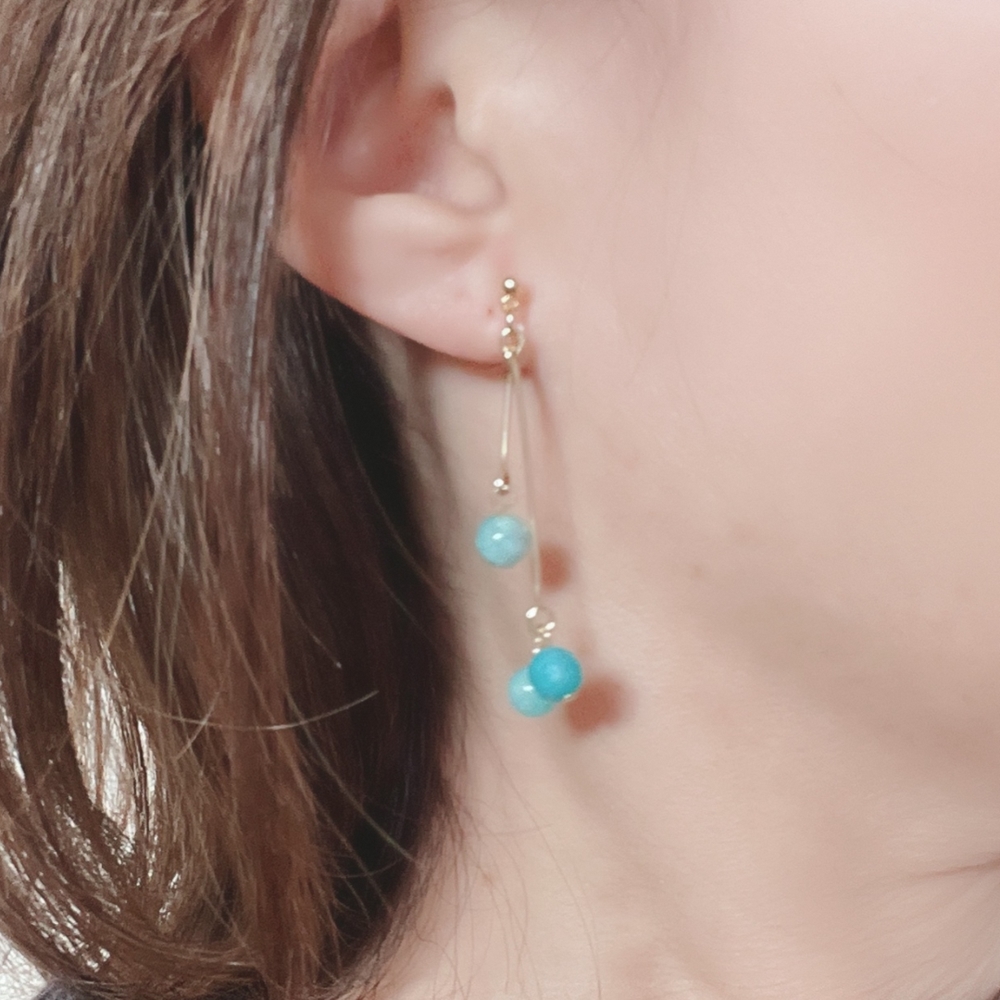 まるでピアスのようなイヤリング＊アマゾナイト｜イヤリング アマゾナイト 濃い水色 ターコイズカラー おしゃれ 小物 [1557]