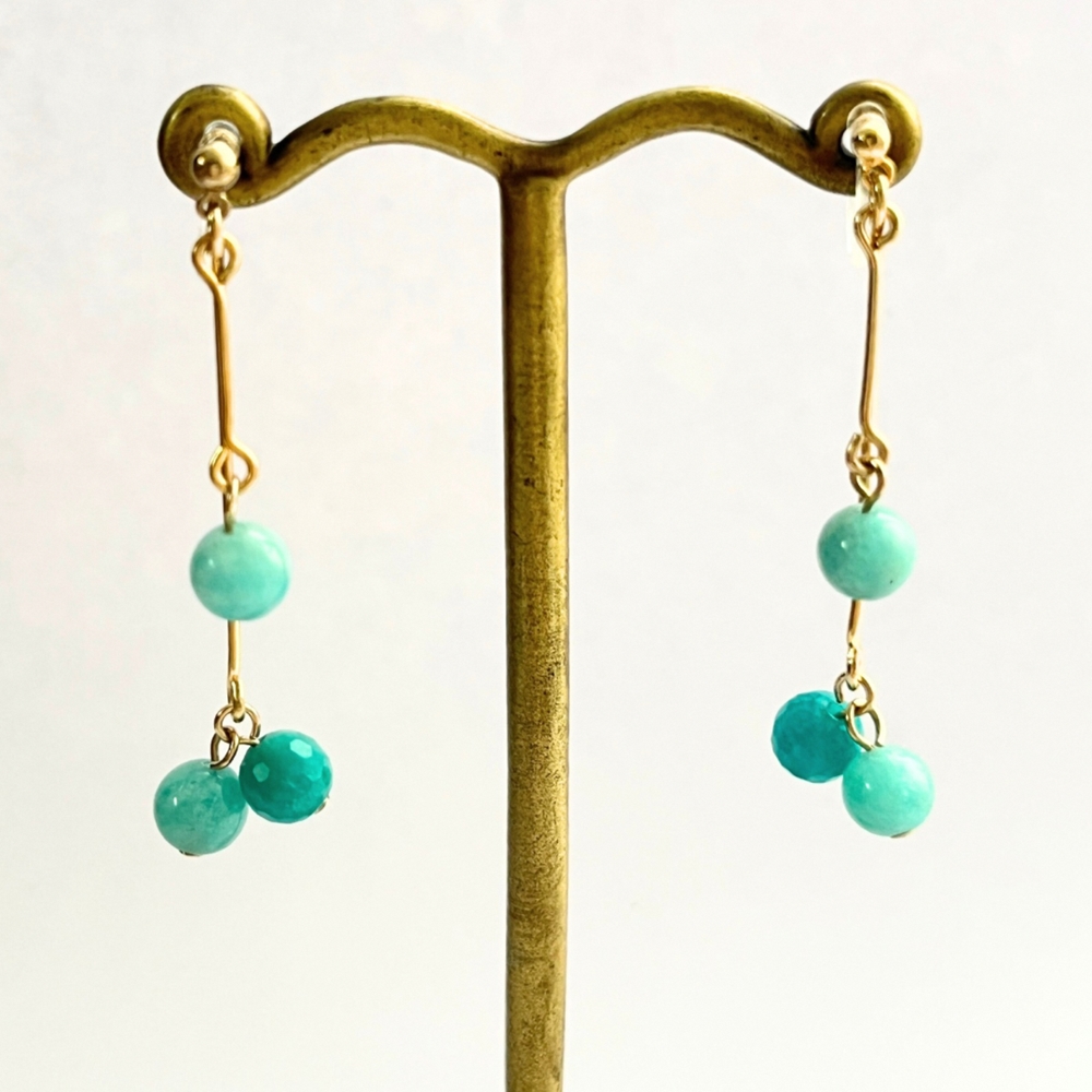 まるでピアスのようなイヤリング＊アマゾナイト｜イヤリング アマゾナイト 濃い水色 ターコイズカラー おしゃれ 小物 [1557]