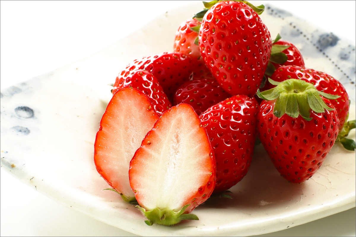 【先行予約／数量限定】京都丹後産 完熟いちご（かおりの） 2パック（2026年3月中旬～発送）　AM00667