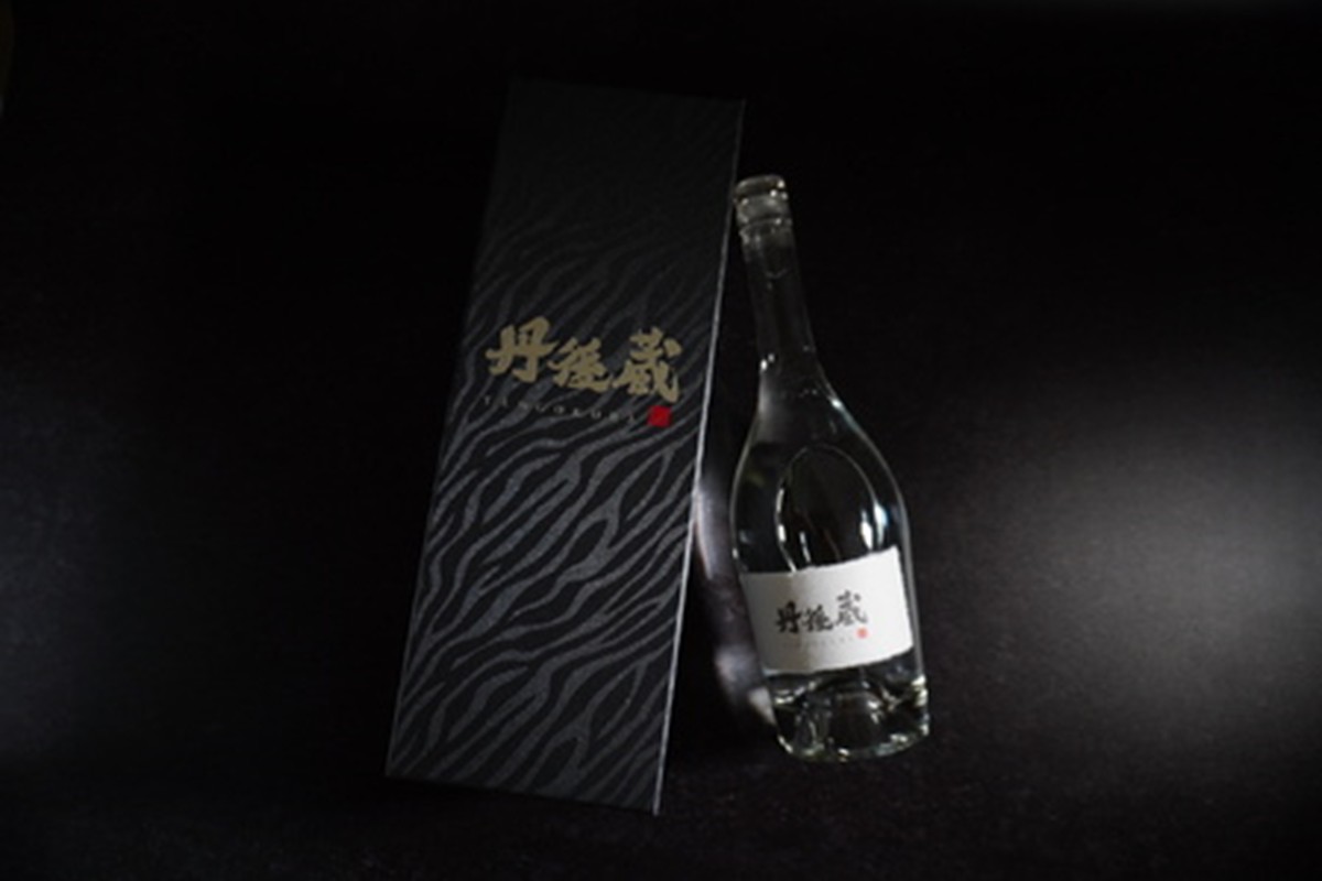 プレミアム芋焼酎「丹後蔵」37度　原酒　KL00005