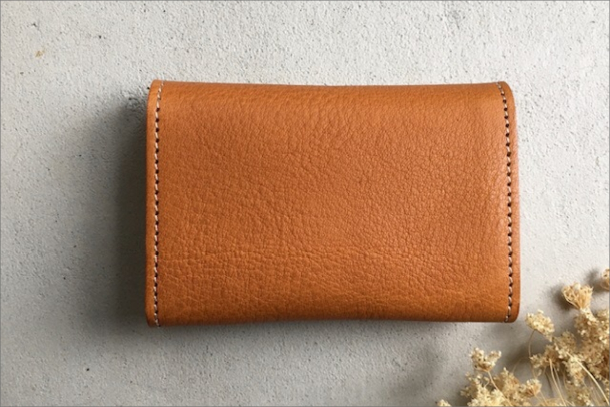 カードケース　（キャメル）　LC00007