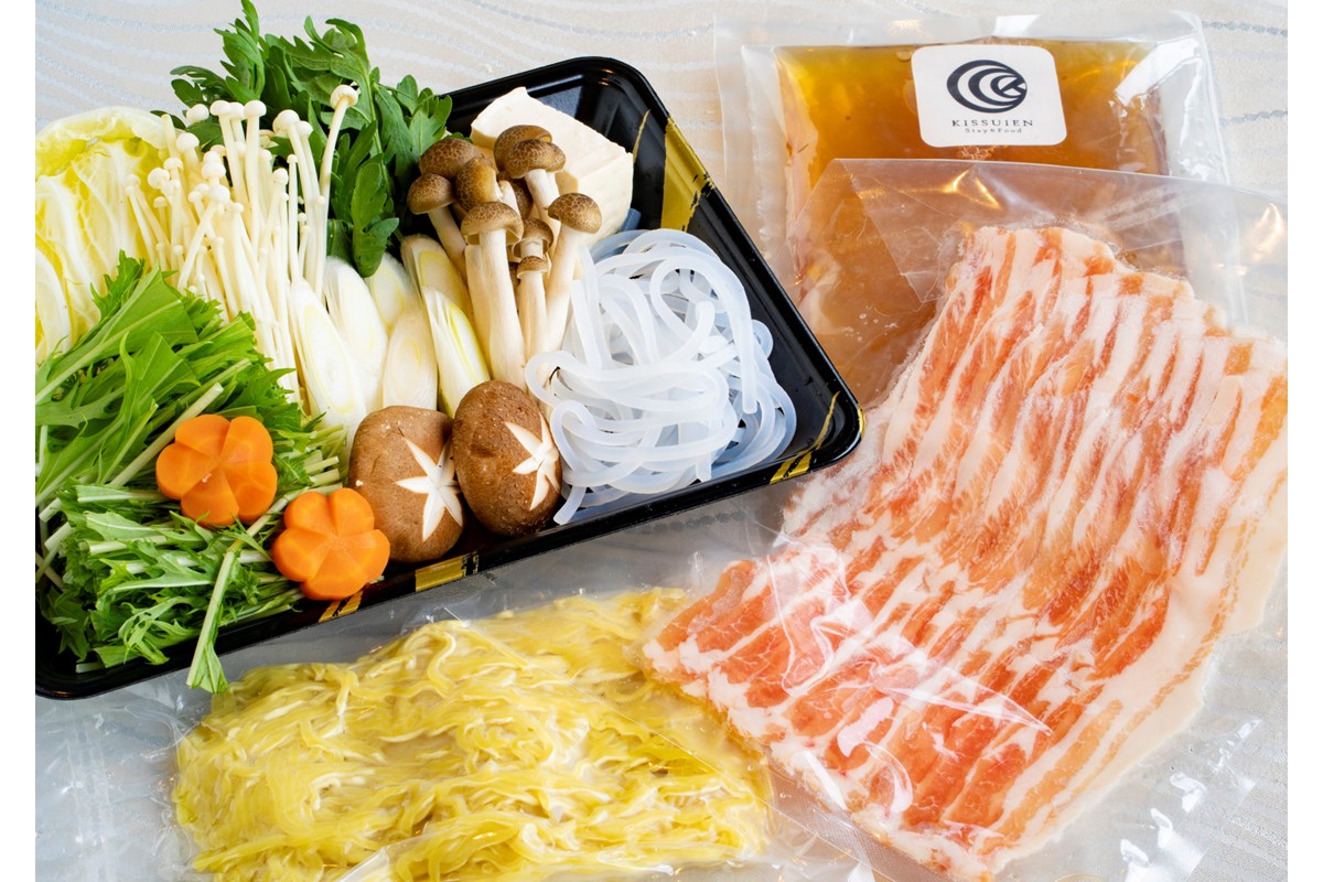 京都Kissuien「京丹後産野菜と極み出汁とともに味わう黒豚鍋セット」（4人前）　PK00004