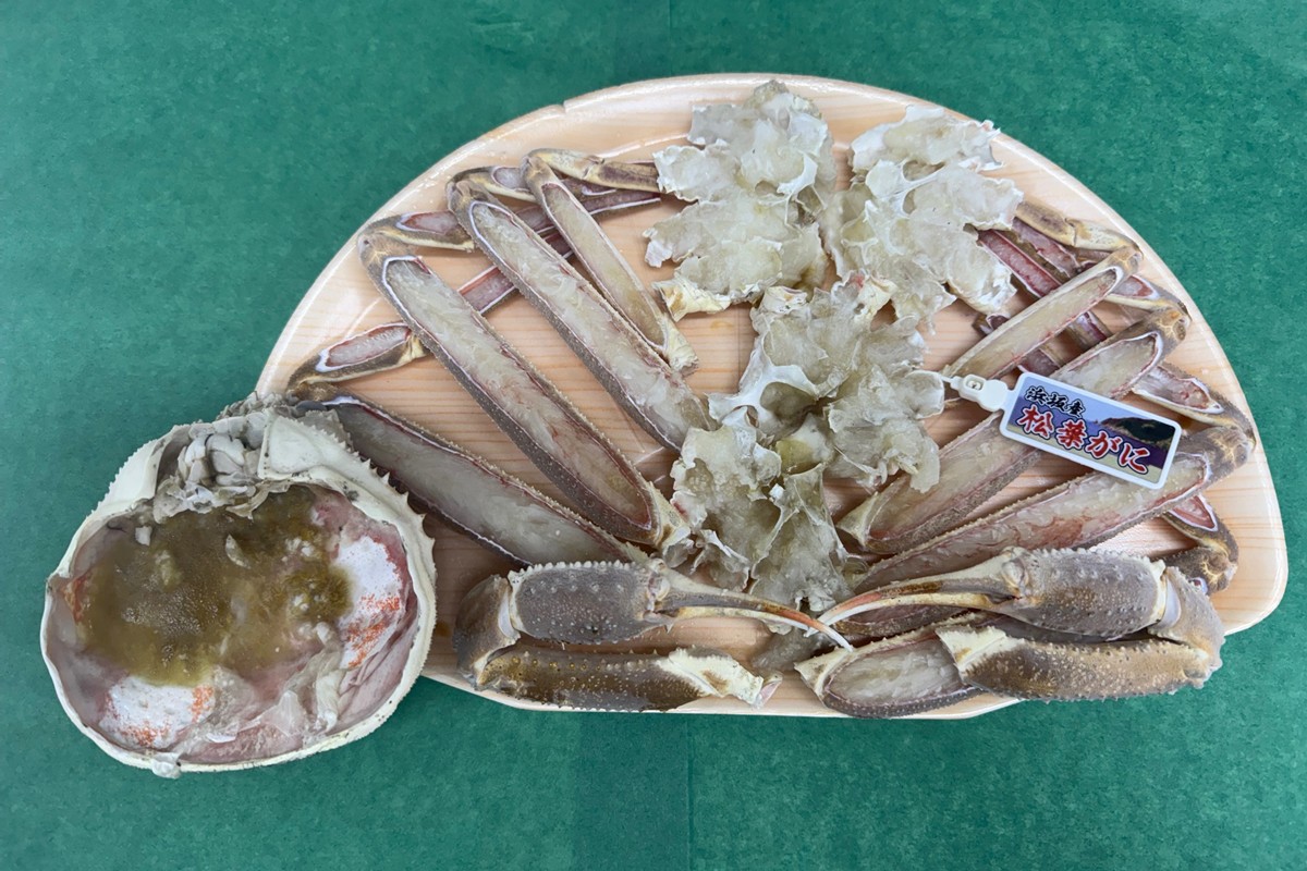 調理済み活〆松葉ガニ（濃縮だし付）［加工前600g前後×1匹］　SK00216