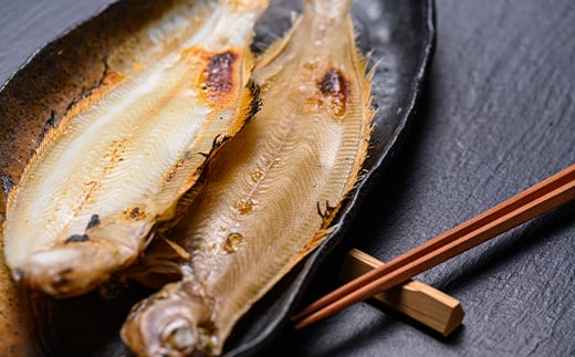 笹かれい一夜干し（ササカレイ、ヤナギムシカレイ）大サイズ 5尾セット　海鮮 魚介 魚介類 カレイ 一夜干し 150g～ 5尾 セット 冷凍　UO00065