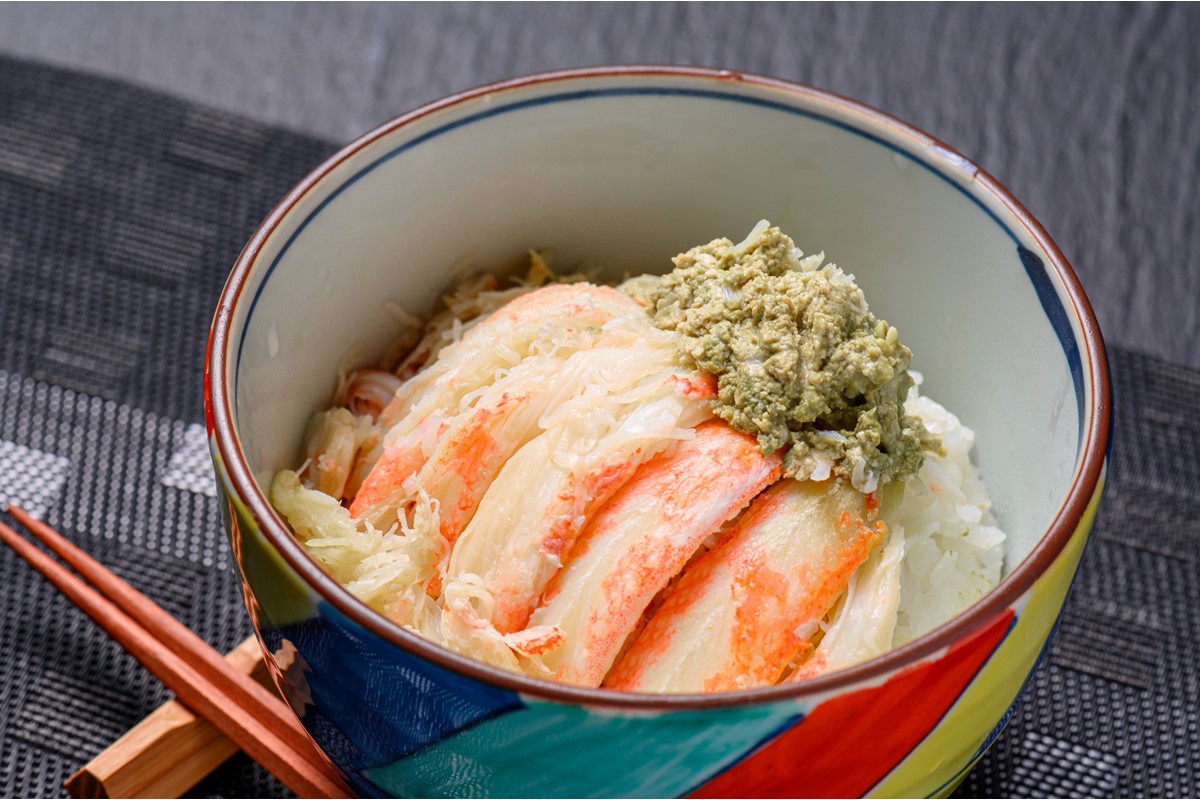 【蟹の匠 魚政】プレミアムズワイガニ甲羅盛り 蟹の漢船(おとこぶね) 小 1個(2026年1月～発送)　UO01277