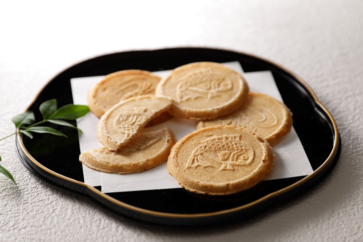 鯛せんべい　１箱（90枚入り）　WT00008