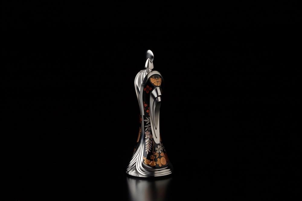 匠チェス（3-Queen 黒1体）姫(蝶、花紋、藤、竹、菊、桐、梅、桜）　HR00030