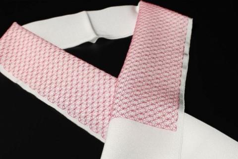 刺繍半衿（半襟）ピンク　AM00267