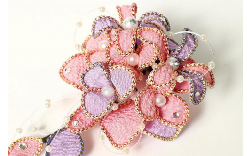 シルクコサージュ！（ピンク）着物などの和装・洋装共に使えます。髪飾りコサージュとしても！　AM00289