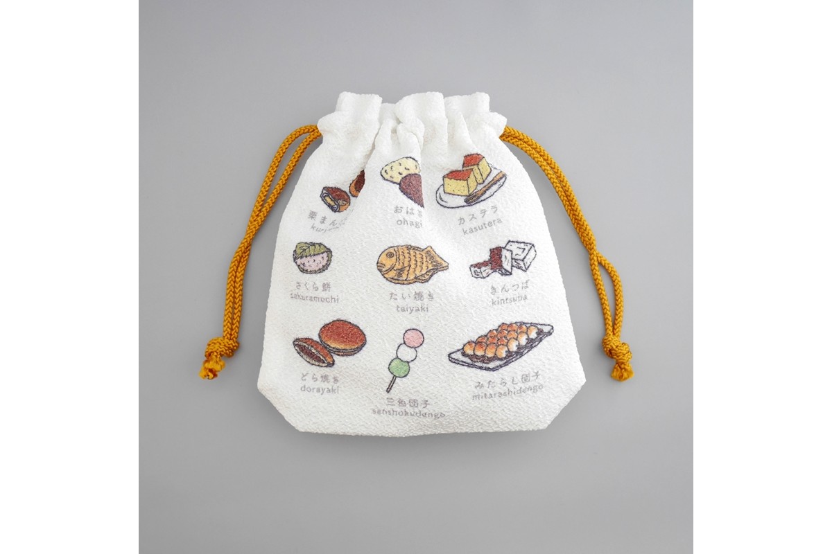 丹後ちりめん　にほんご巾着「wagashi（和菓子）」 サイズ：約13.5cm×17.5cm　DZ00029-04
