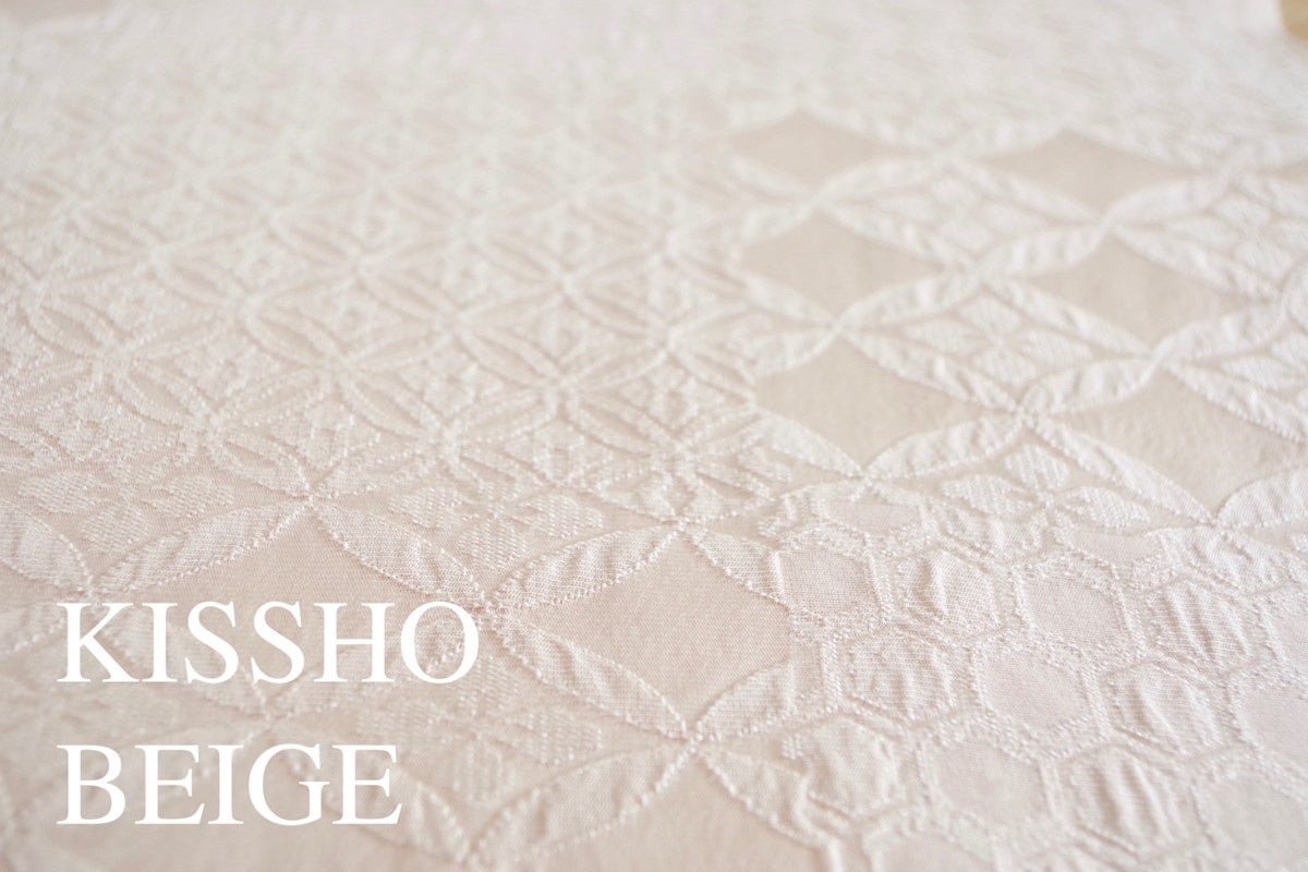 【着回しできるシルクストール】フィルタンゴ ストール　吉祥柄ボタン付き　ベージュ　洗えるシルク、お祝いギフトにも。　FI00048