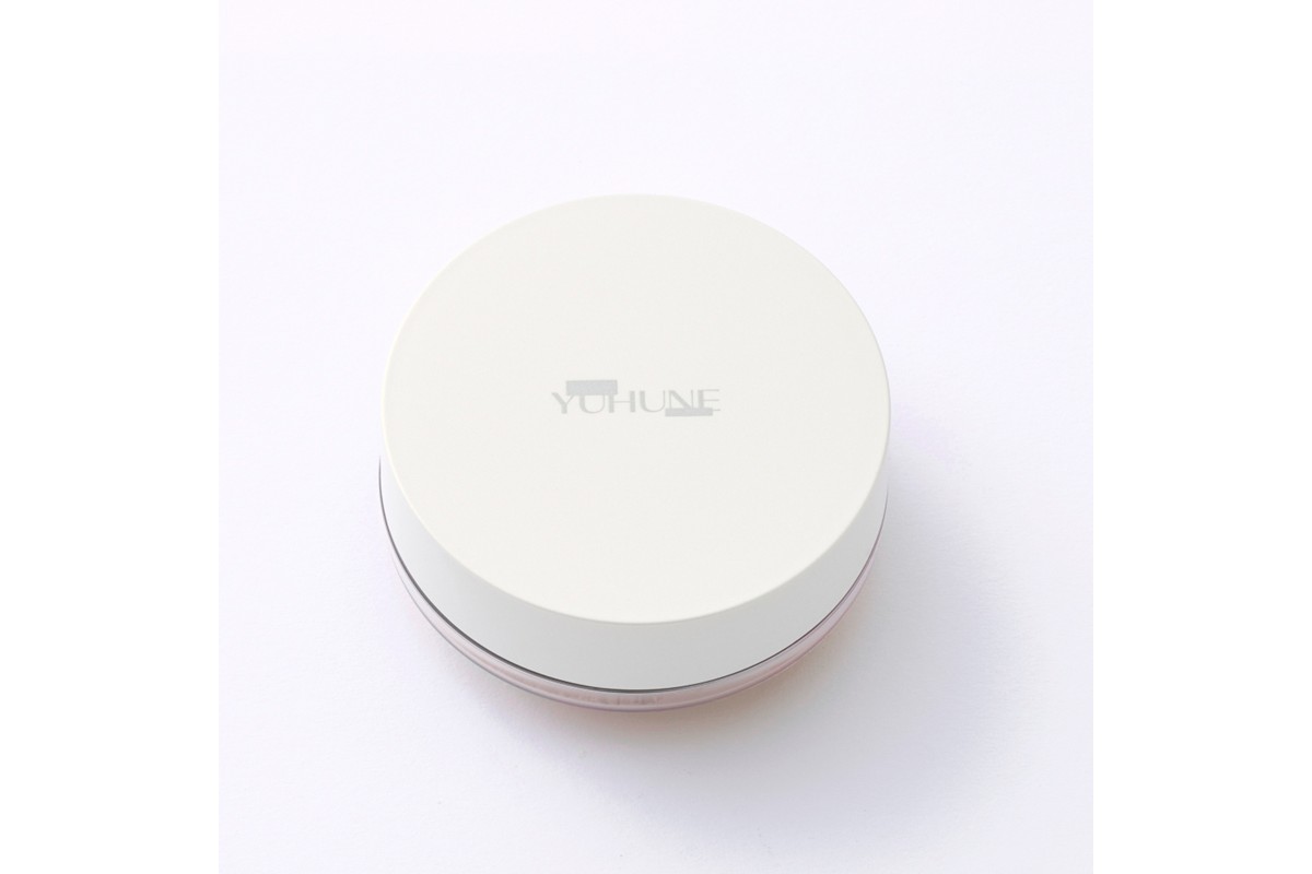 【YUHUNE】世界初！独自加工技術から生まれた球状シルク配合 フェイスパウダー（カラー） 5g　GM00002