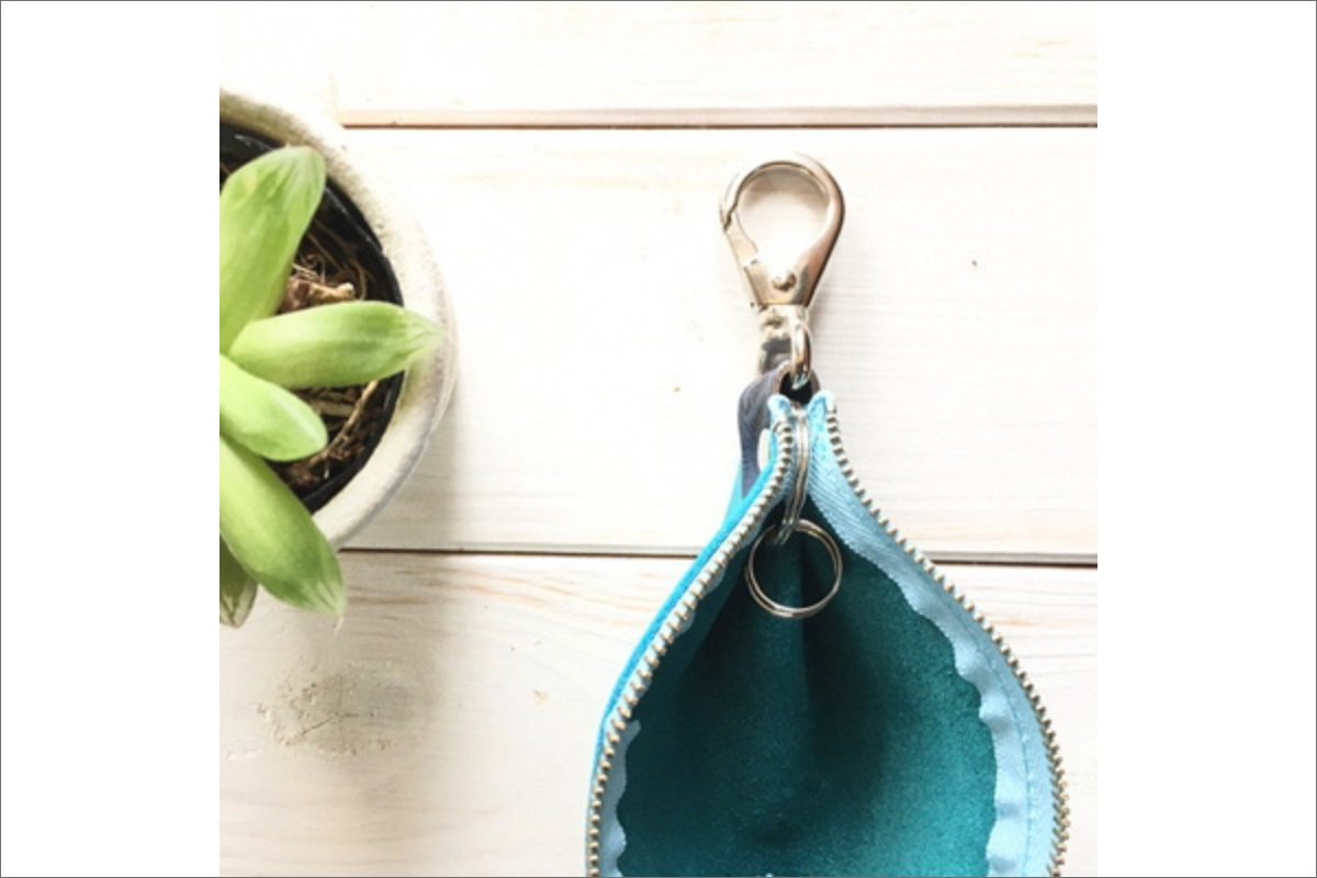 バナナキーケース(ヌバックブルー)　LC00006