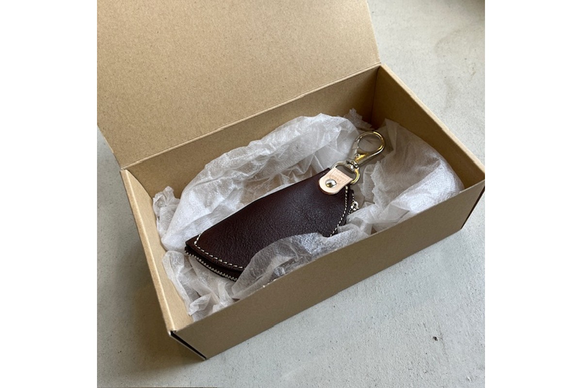 バナナキーケース（ヌメダークブラウン）　LC00015