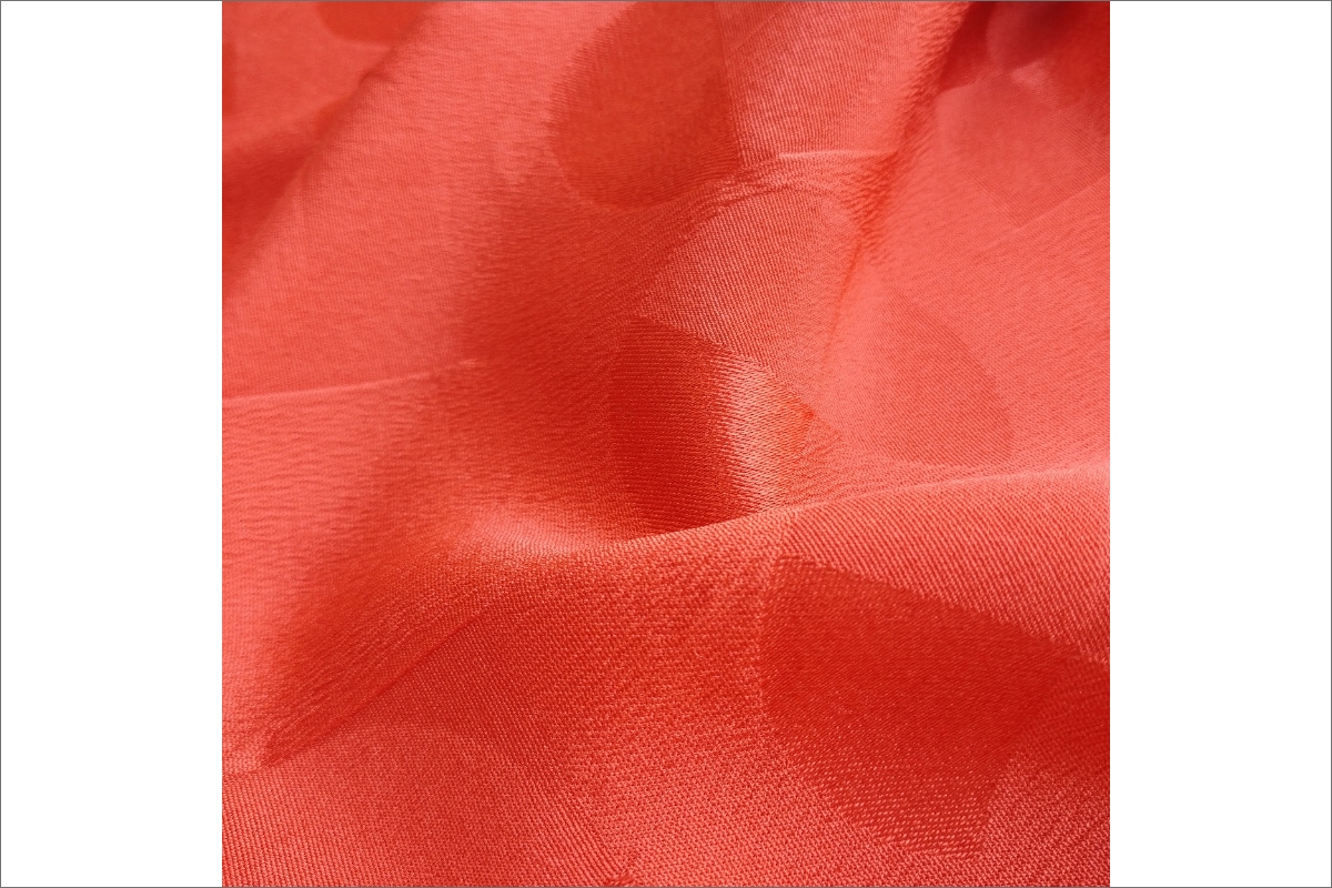 頑張る人へのエール　シルク・ストール（オレンジ）　TR00017