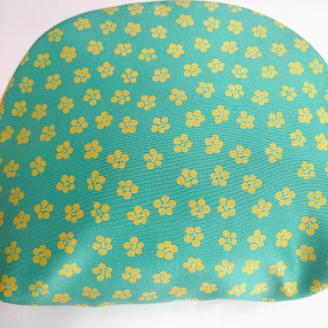 シルク・ちりめんポーチ（小花模様）グリーン　TR00012