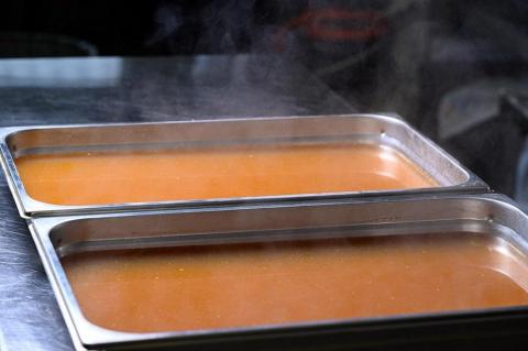 「カニ屋が作る　海のパスタソース」  トマトソース　5袋セット　UO01017