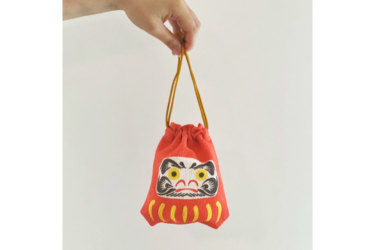 丹後ちりめん 祭巾着（だるま） サイズ：約17cm×13cm　DZ00027-02