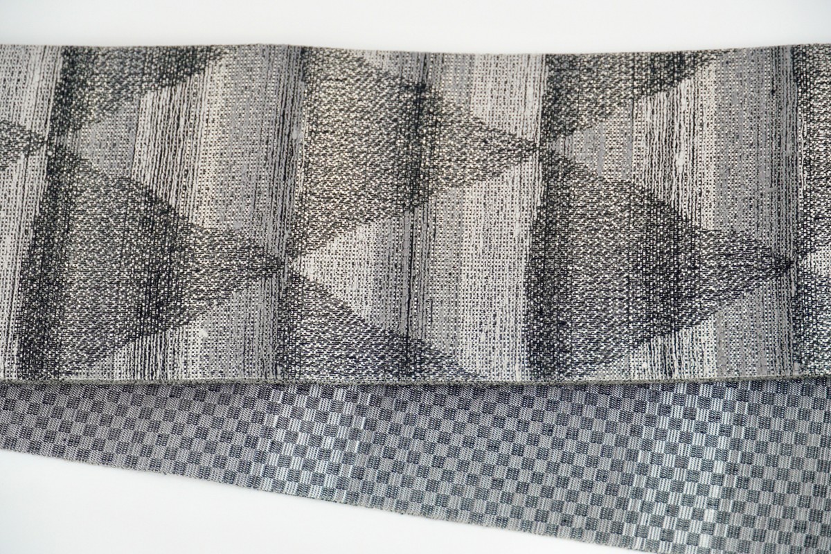 半幅帯　大ウロコ文（グレー）*リバーシブル幅約15.2cm×長さ約420cm　FY00099