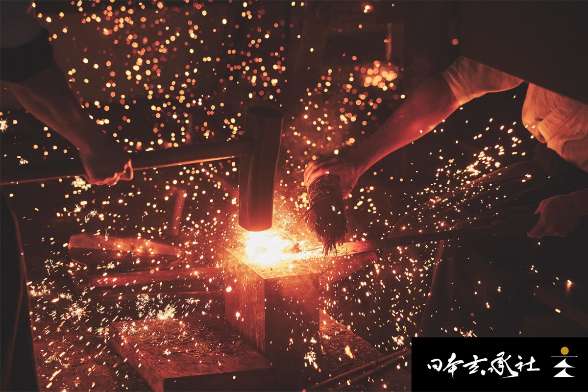 オーダーメイドの日本刀（刀：長さ76cm程度）拵付き 装飾　鞘　鍔　GE00010