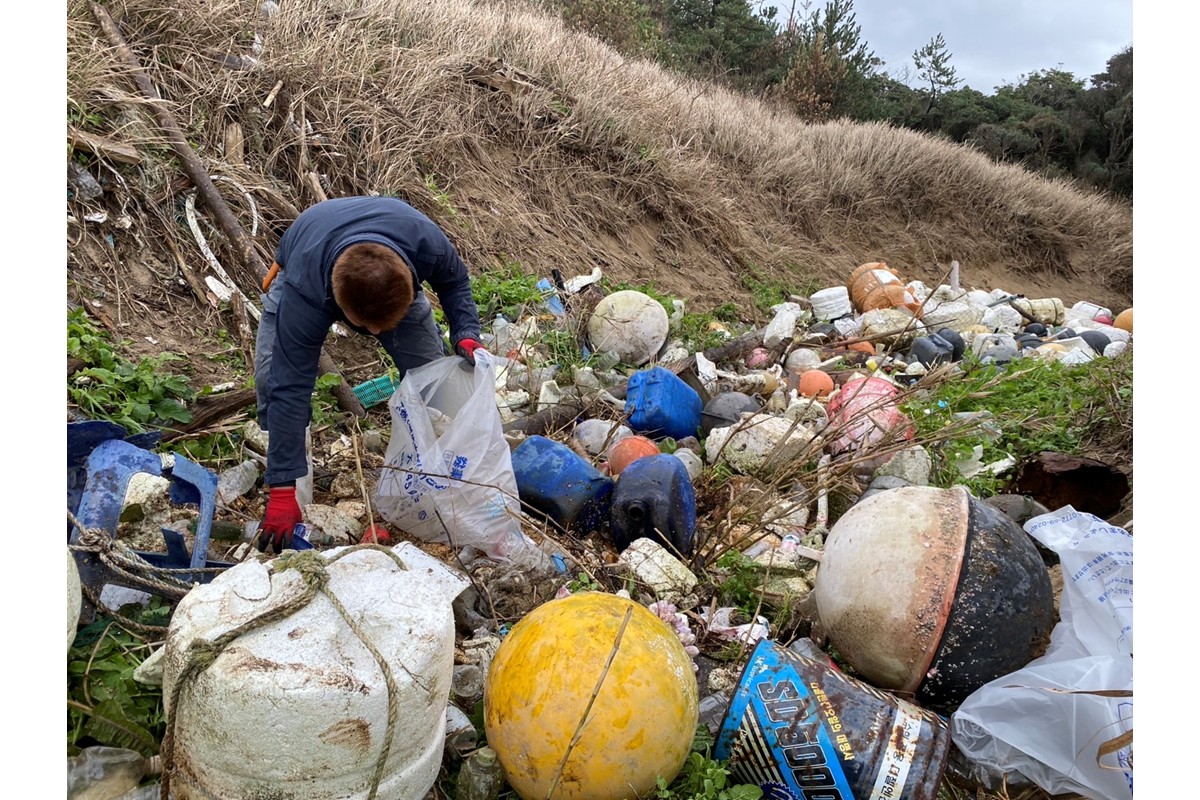 はだしで遊べる海を未来につなぐ『海ゴミ回収ビーチクリーン活動』への活動支援 1口 500,000円【返礼品なし】　HJ00005