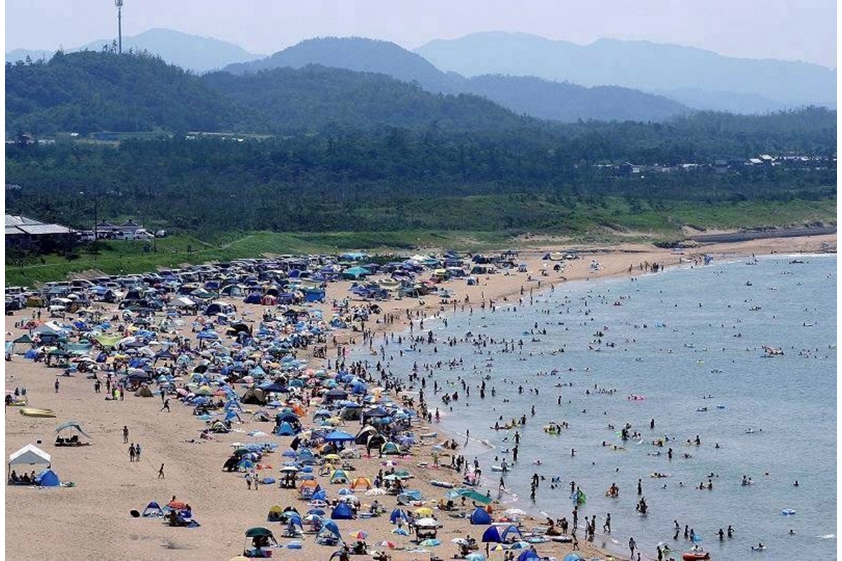 ～ブルーフラッグ認証取得を目指して～安心・安全、事故ゼロのビーチづくりへの活動支援 1口 100,000円【返礼品なし】　YG00004