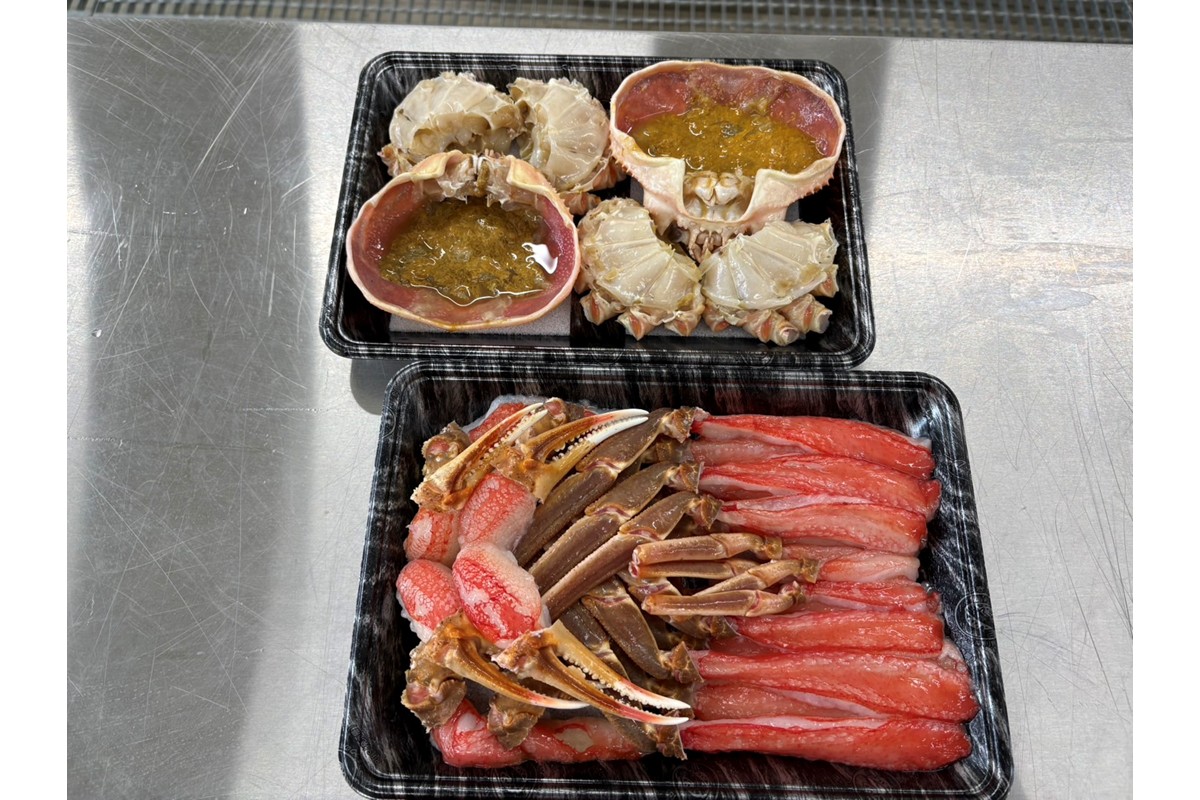 蟹しゃぶセット（本ズワイガニ900g～1kg×2杯分／蟹味噌付き・カニだし付き）　NJ00011