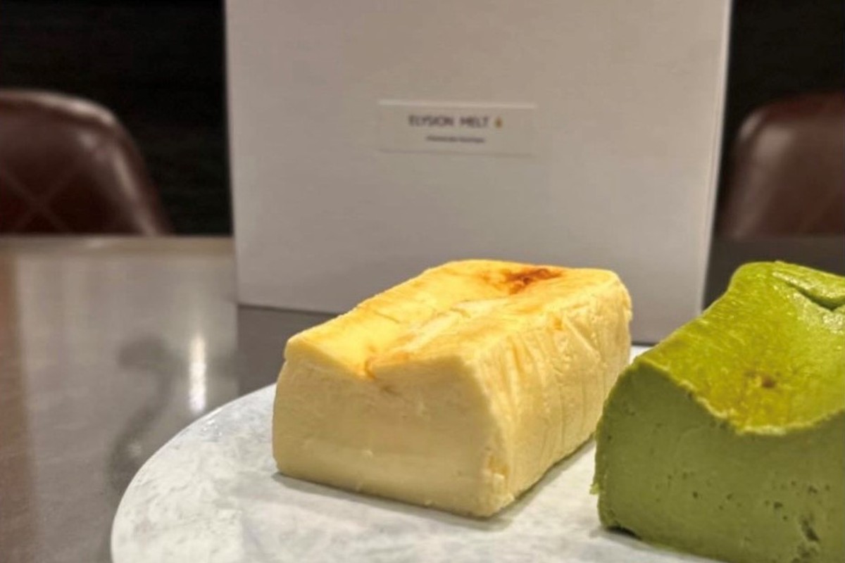 極上とろ生チーズケーキ（プレーン＆抹茶） 各1個（470g）ずつ　PT00005