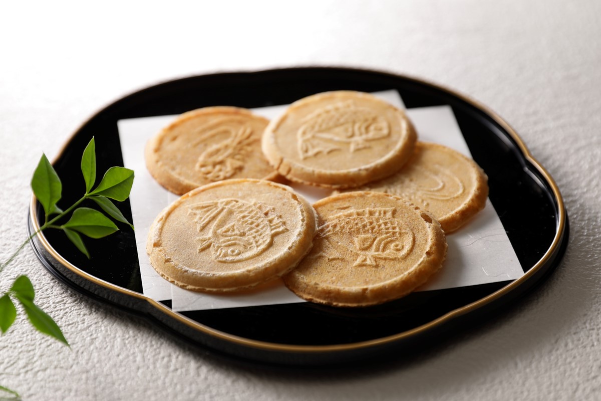 鯛せんべい　１箱（90枚入り）　WT00008