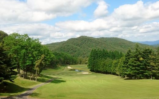 るり溪ゴルフクラブ プレーチケット 土日祝1名様[高島屋選定品