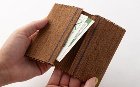 「手織りつづれ」カードケース(柿渋染め)【配送不可地域：離島・沖縄県】