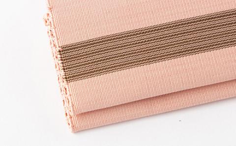 「手織りつづれ」カードケース(茜染め・淡)【配送不可地域：離島・沖縄県】