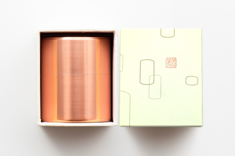 【天皇杯受賞の茶師】久五郎茶園作の手摘み玉露　1缶入り〈 お茶 茶 緑茶 玉露 茶葉 手摘み玉露 茶筒 お茶缶 銅製缶 農林水産大臣賞 工芸品 〉 装飾品