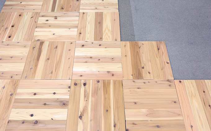 床敷き無垢ボード8枚セット〈無垢材 暖衝効果 断熱効果 調湿効果 抗菌作用 吸音効果 雑貨 日用品 工芸品〉