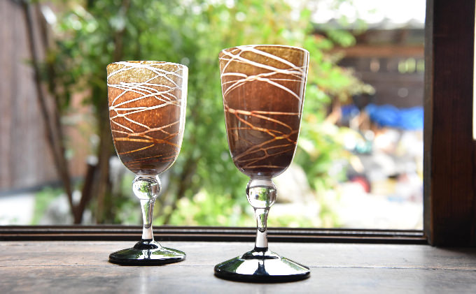 Hiwairo ワイングラス（1脚）〈ガラス グラス ワイングラス コップ 工芸品 食器 日用品 〉