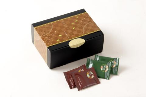 京都きよ泉の抹茶・ほうじ茶チョコレート(各19枚入り)〈抹茶 スイーツ お菓子 スイーツ ギフト 宇治抹茶 抹茶 ほうじ茶 チョコ デザート 洋菓子 贈り物 プレゼント チョコレート〉