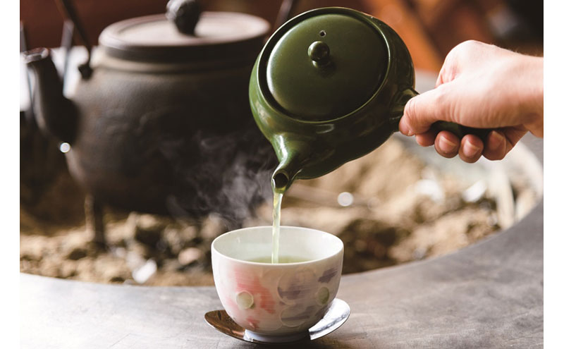 【農林水産大臣賞受賞】茶農家が作る宇治田原産玉露〈お茶 茶 緑茶 玉露 茶葉 茶筒 お茶缶 農林水産大臣賞 工芸品〉