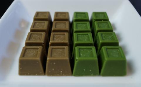 京都・宇治田原より　抹茶＆ほうじ茶MIXチョコレート詰合せ（200g×3袋）〈宇治抹茶 抹茶 スイーツ お菓子 チョコ チョコレート デザート 洋菓子 ほうじ茶 ミルク ホワイトチョコレート 詰合せ〉