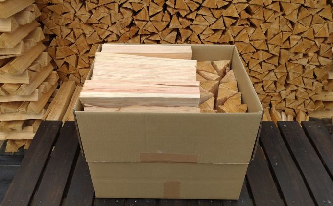 【アウトドア～キャンプ・BBQに！～】薪（針葉樹）約17kg・30cm