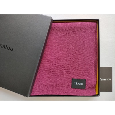 プレーンマフラー　ワイン色　丹後ちりめん シルク100%のおしゃれなマフラー　プレゼント・ギフトにも