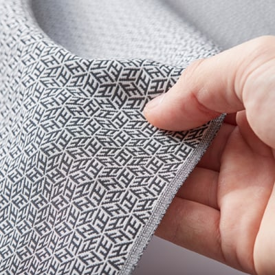 ワタマサタマサ　洗える絹の御召　オーダーメイド仕立て上がり　風通　やすら織正六角白黒　シルク100%