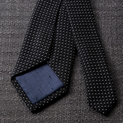 【手織りネクタイ】ブラック ラインドットタイ kuskafabric 丹後の絹織物【高島屋選定品】