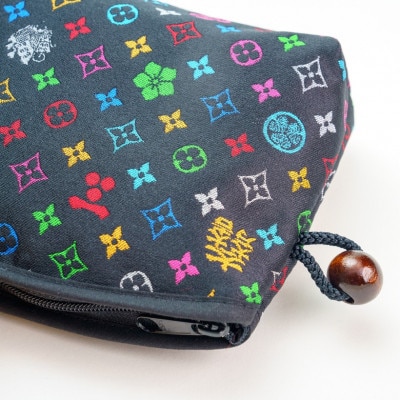 コスメポーチ(木玉ポーチ)　モノグラム柄(ブラックバージョン)