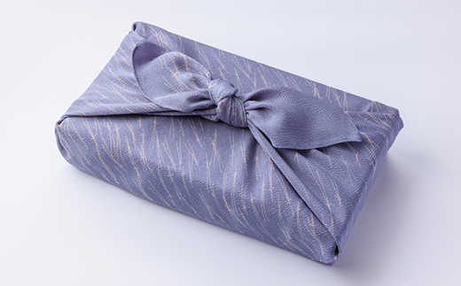 友禅風呂敷 松葉 (グレイッシュブルー/ベージュの松葉)1枚　国産シルク100%　【高島屋選定品】