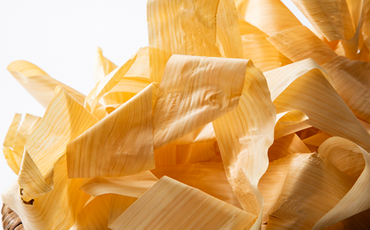 Wood ribbon ヒノキ天然木を使用した入浴剤　アロマとしてお部屋、お車や靴箱にも