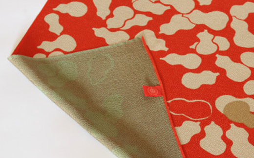 正絹縮緬友禅風呂敷　瓢箪　赤　二四巾