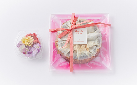 ハーブを使用した バスクチーズケーキ 1ホール(15cm)エディブルフラワー(食用花付き)【配送不可地域：離島】
