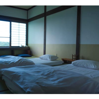 かや山の家　ペアご宿泊券(1泊2日2食付き)