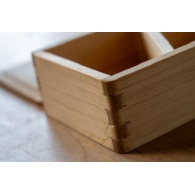 森の美しさを守る 与謝野ヒノキのお弁当箱　