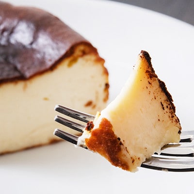 クッチーニのバスク風チーズケーキ　与謝野町産米粉使用グルテンフリー手作りケーキ　15cm×2ホール【配送不可地域：離島】